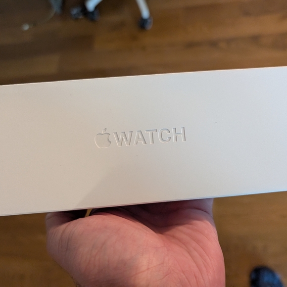 Apple Watch - - Picture 1 of 2